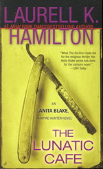 Anita Blake, Vampire Hunter nr. 4: Lunatic Cafe, The - TILBUD (så længe lager haves, der tages forbehold for udsolgte varer) (Hamilton, Laurell K.)