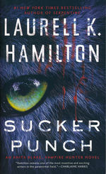 Anita Blake, Vampire Hunter nr. 27: Sucker Punch (Hamilton, Laurell K.)