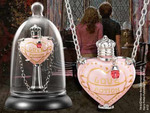 Harry Potter Merchandise: Love Potion Pendant and Display - TILBUD (så længe lager haves, der tages forbehold for udsolgte varer).