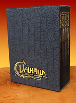 Valhalla: Den Samlede Saga (HC): Valhalla kassette. 