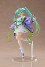 Manga Figures: Hatsune Miku PVC Statue Fashion Figure Sporty (1)